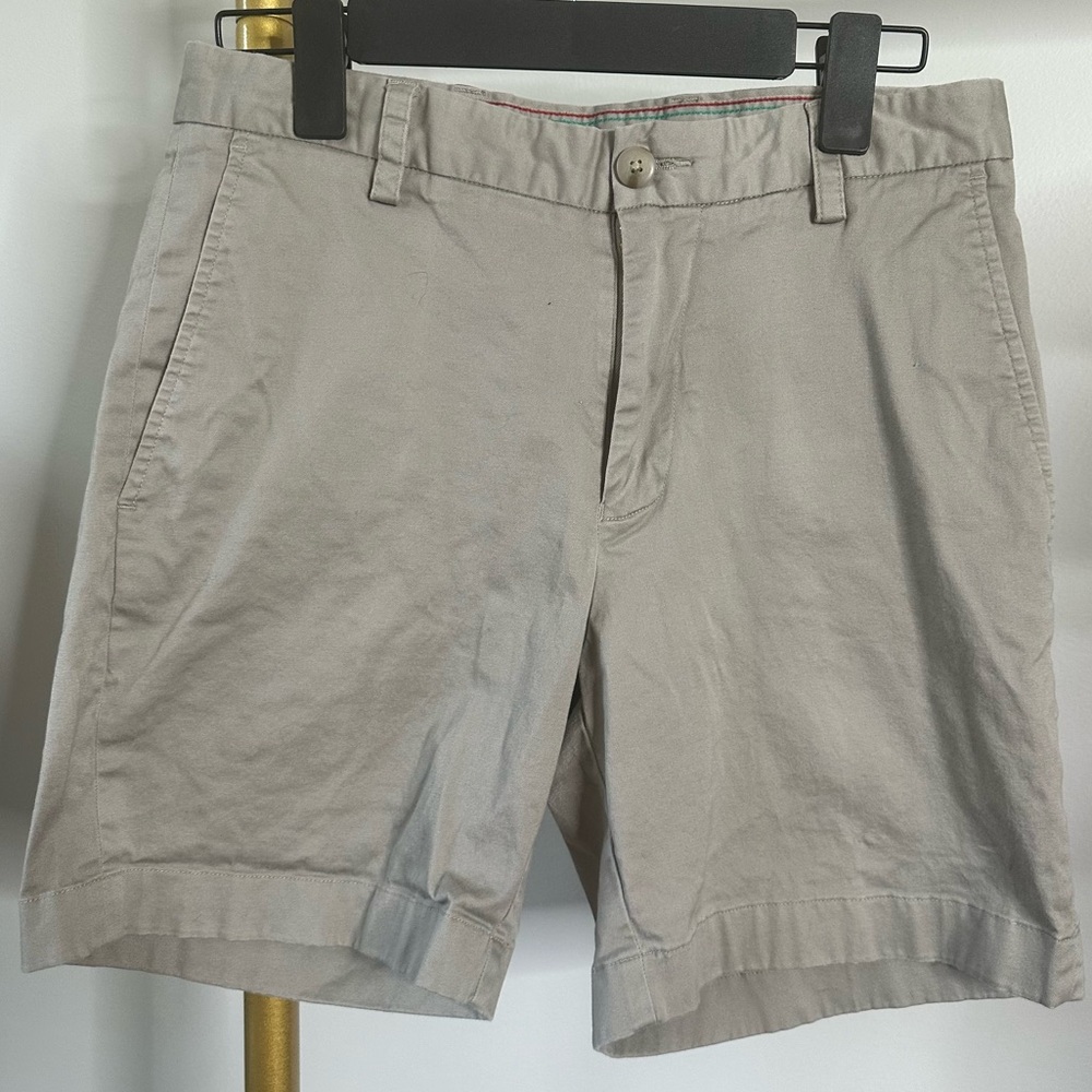 Southern Tide Khaki Flat Front Shorts